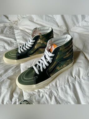 Vans sk8 Hi Mixed Utility Camo Skateboarding Skate Sneakers Unisex M: 7  W: 8.5